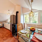 Island Gem - Five Bedroom *