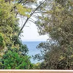Island Gem - Five Bedroom * Čara