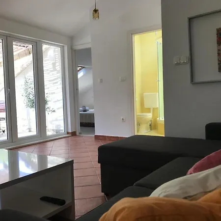 Apartment Island Gem - Five Bedroom Korcula Town
