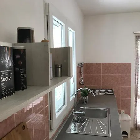 Apartment Island Gem - Five Bedroom