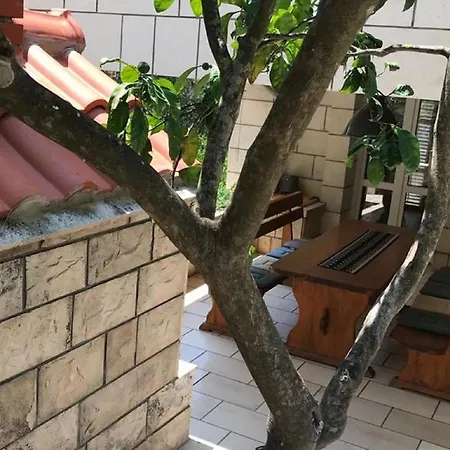Island Gem - Five Bedroom *