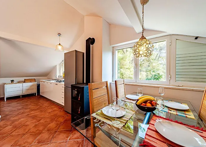 Island Gem - Five Bedroom *