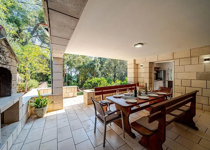 Island Gem - Five Bedroom 公寓