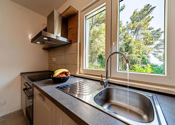 Island Gem - Five Bedroom 公寓