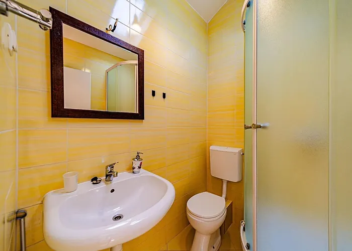 Island Gem - Five Bedroom * Čara