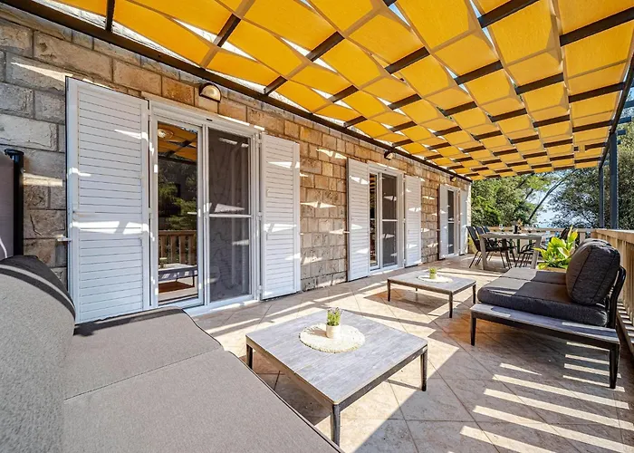 Island Gem - Five Bedroom 아파트 Čara