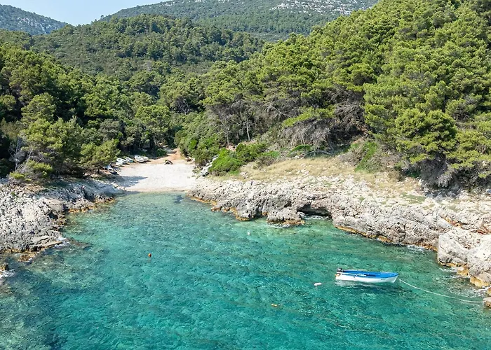 Island Gem - Five Bedroom * Čara